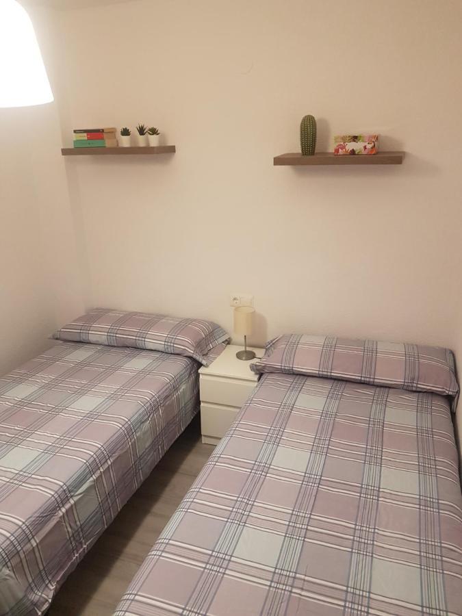 Apartamento Sol De Carabeo Нерха Екстериор снимка