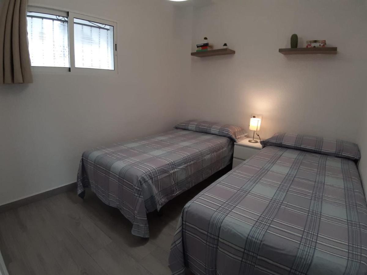 Apartamento Sol De Carabeo Нерха Екстериор снимка