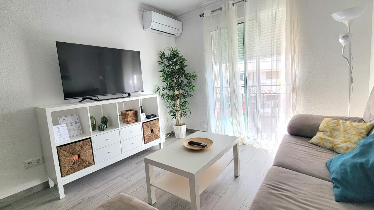 Apartamento Sol De Carabeo Нерха Екстериор снимка