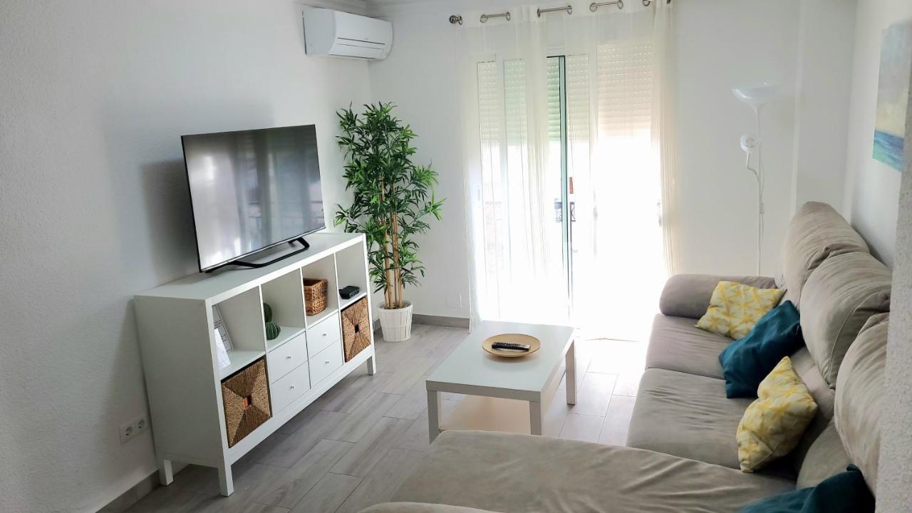 Apartamento Sol De Carabeo Нерха Екстериор снимка